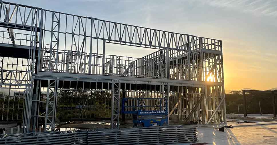 Na imagem vemos uma estrutura que representa o que é Steel Frame